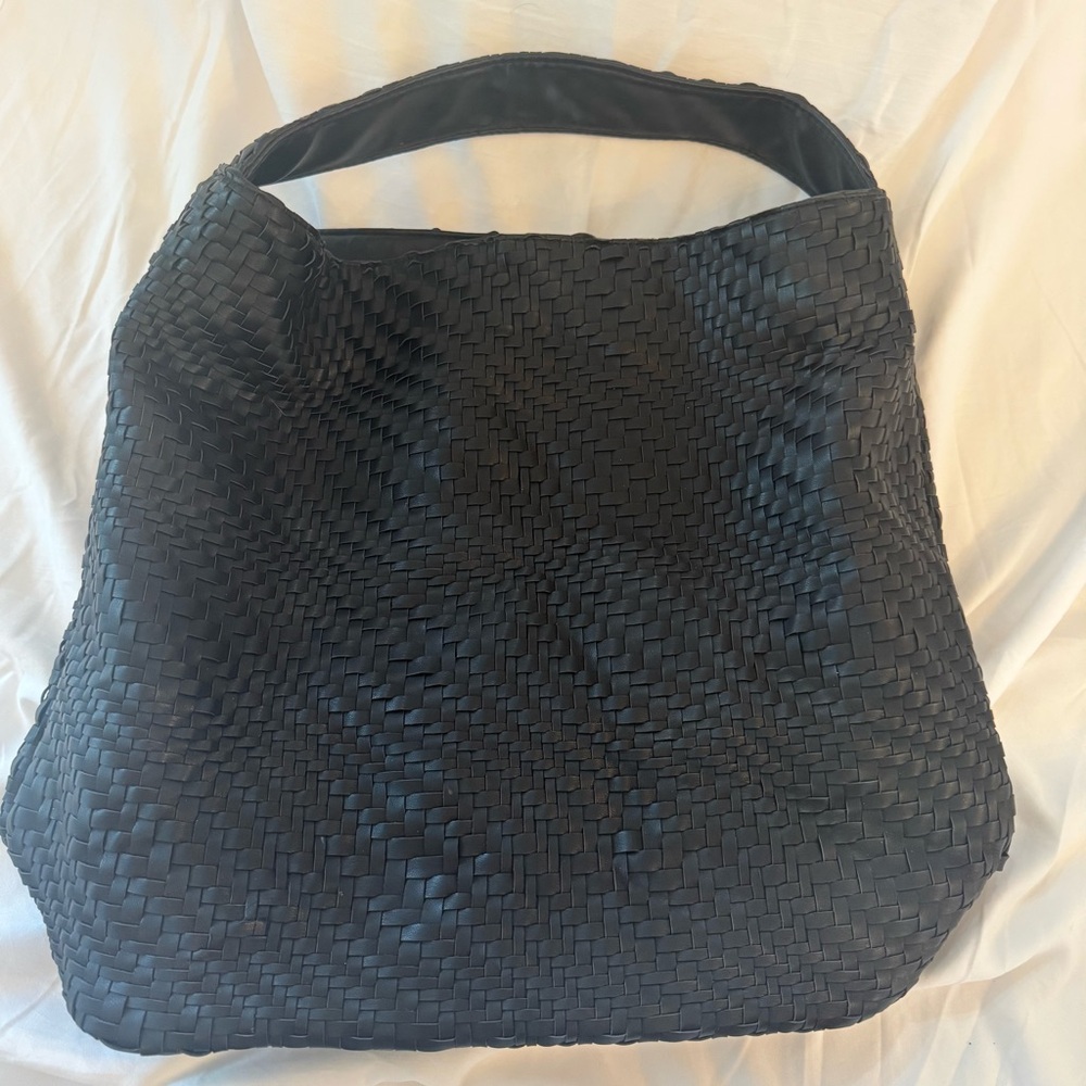DEUX LUX BLACK WOVEN HOBO BAG